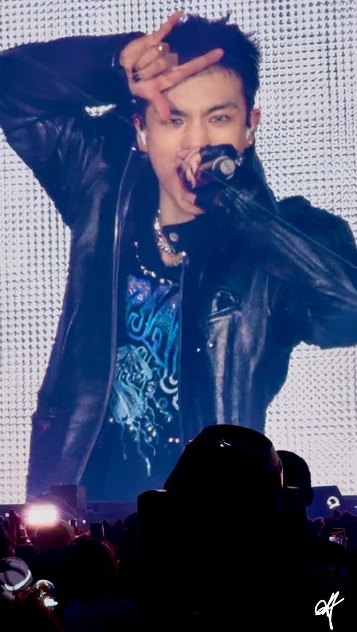 The most beloved wallpaper among Hyunjin (Stray Kids)'s fans