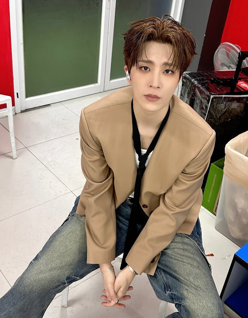 Behind-the-scenes cut of Youngjae (GOT7)