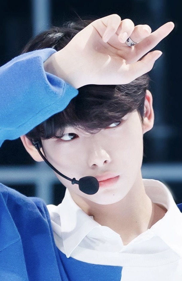 A moment captured by NI-KI (ENHYPEN)'s fan