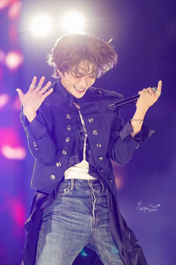 弘中 (ATEEZ)的幕後花絮