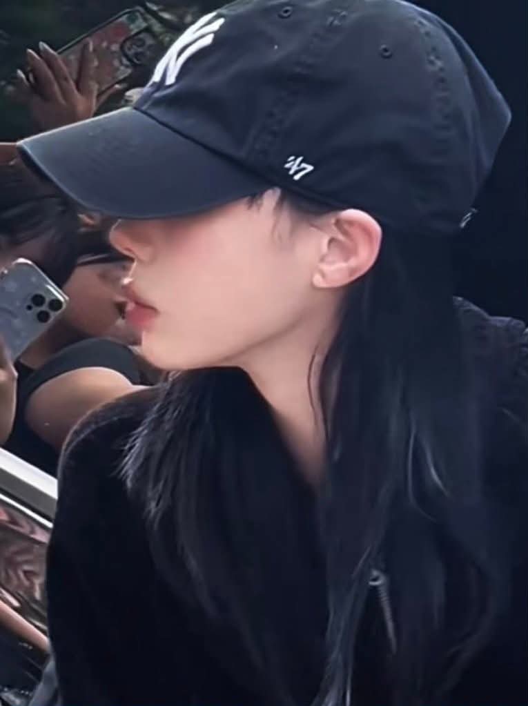 윈터 (에스파) 최근 활동샷