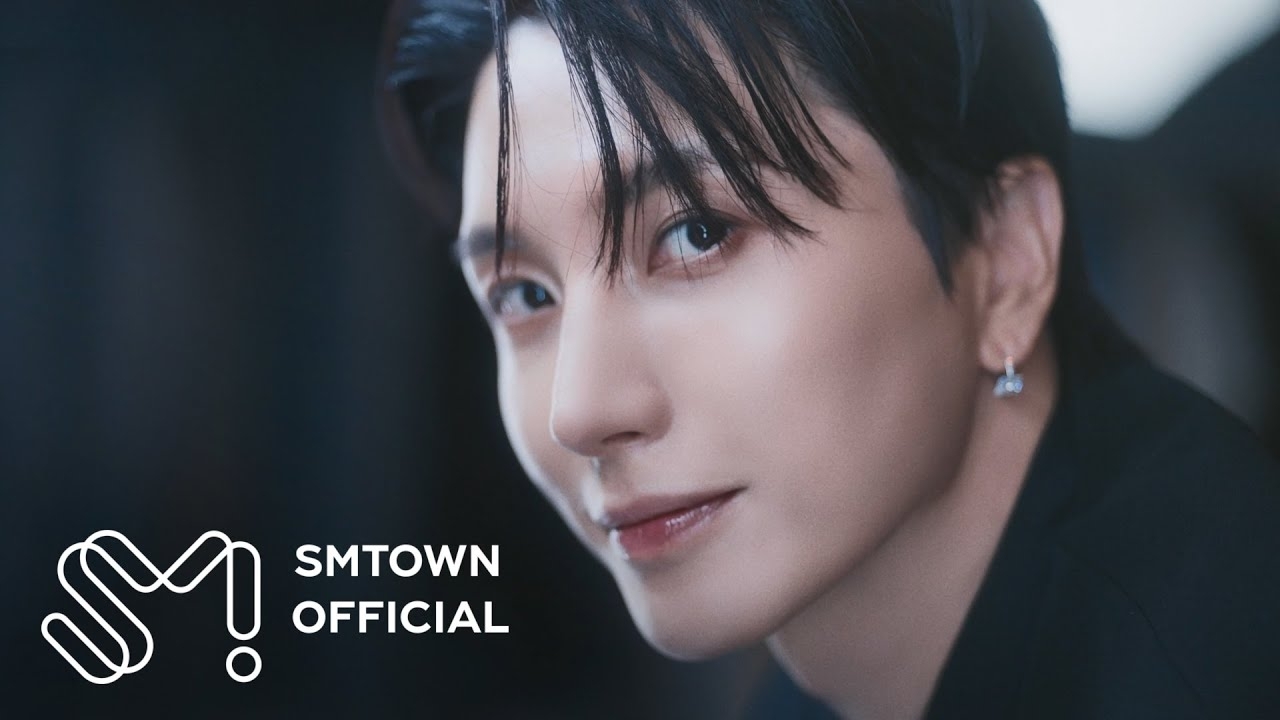 Behind-the-scenes cut of Super Junior