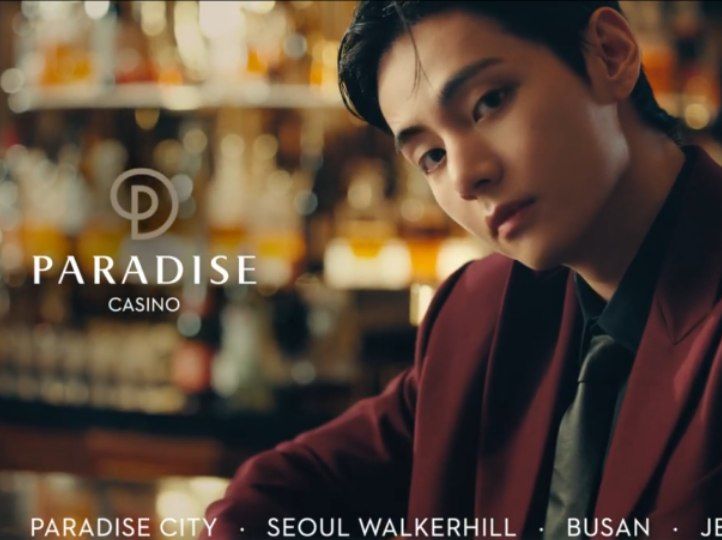 Behind-the-scenes cut of V (BTS)