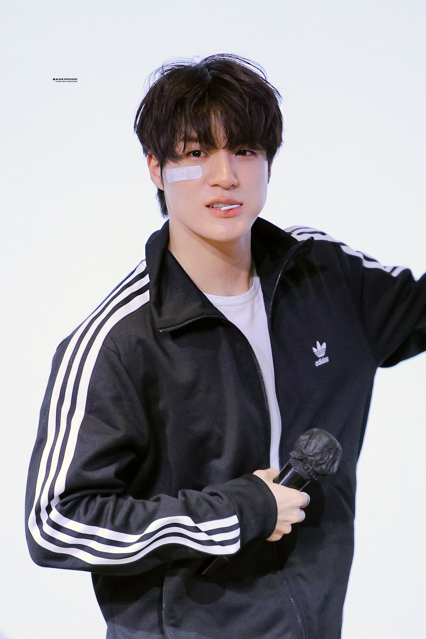 Latest photo of Jeno (NCT DREAM)