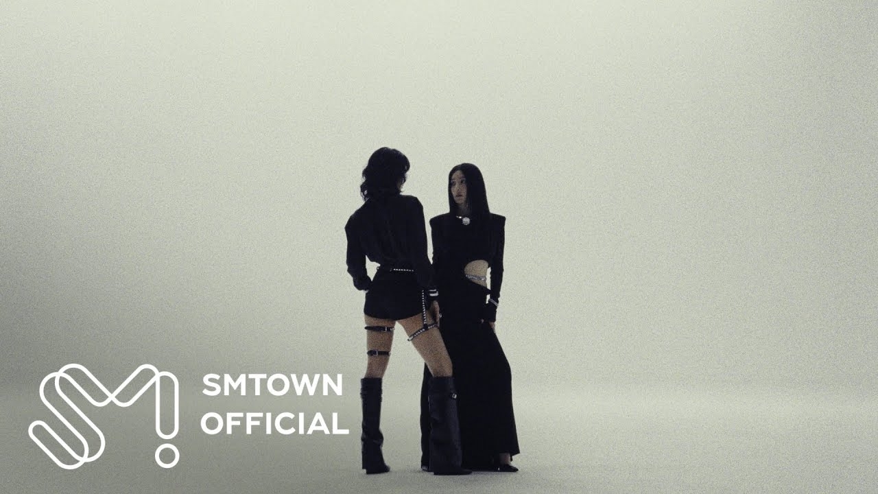 Behind-the-scenes cut of Seulgi (Red Velvet)