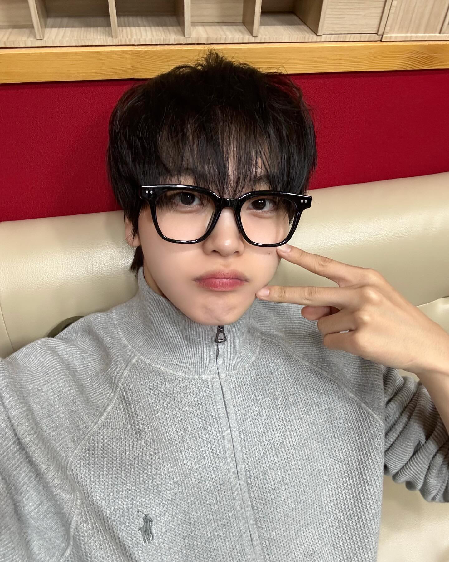 Recent activity shot of Hyeongjun (CRAVITY)