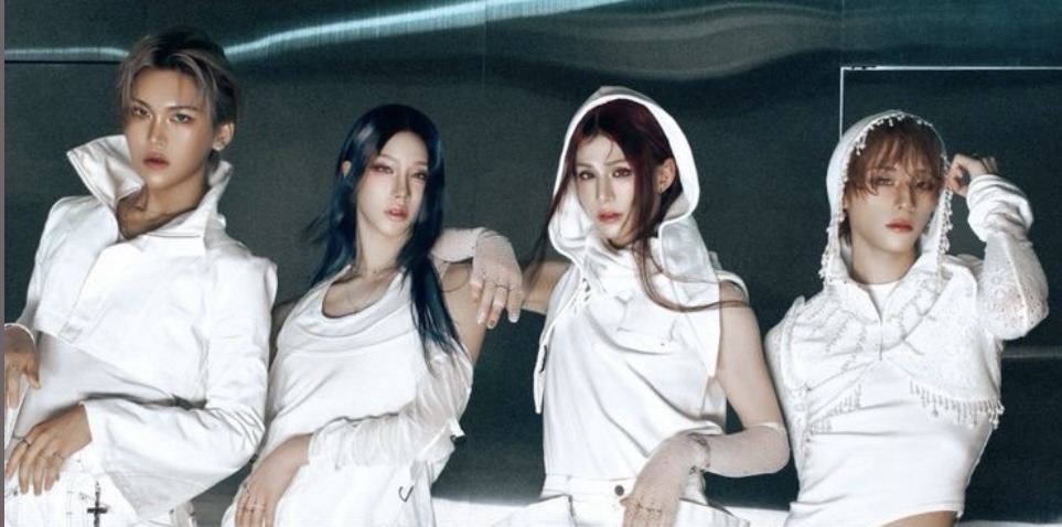 Behind-the-scenes cut of XLOV