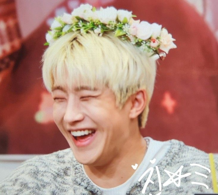 Latest photo of Jinjin (ASTRO)