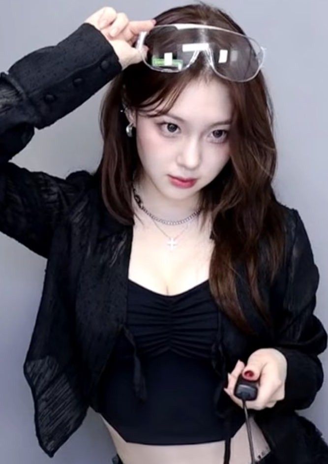 Behind-the-scenes cut of Kim Chaehyun (Kep1er)