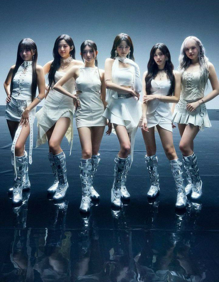 Behind-the-scenes cut of IVE