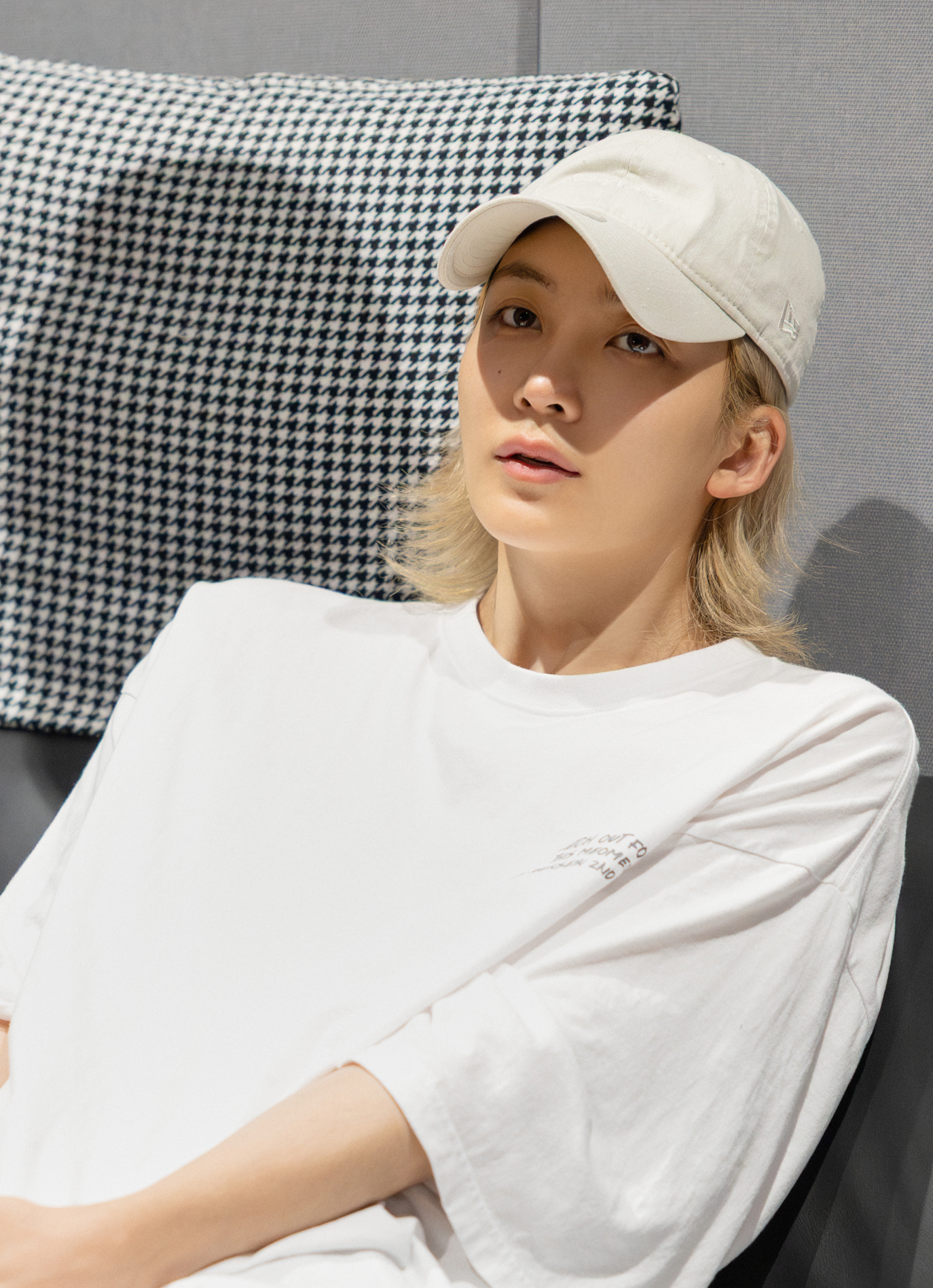 Recent activity shot of Jeonghan (SEVENTEEN)