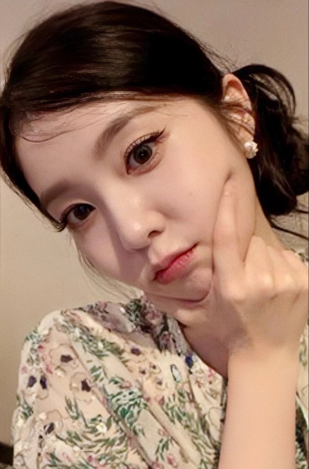 Latest photo of Irene (Red Velvet)