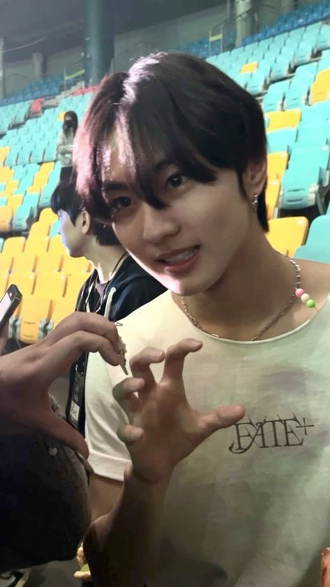 Recent activity shot of Jungwon (ENHYPEN)