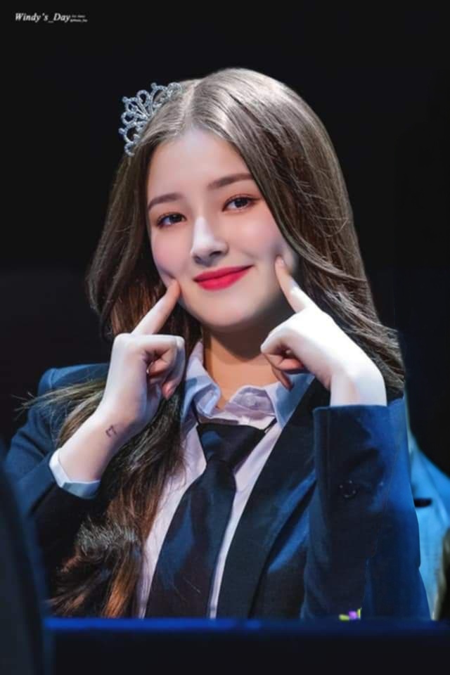 Recent activity shot of Nancy (MOMOLAND)