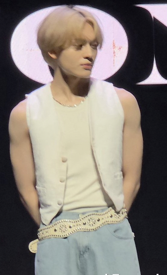 Behind-the-scenes cut of Reyster (HORI7ON)