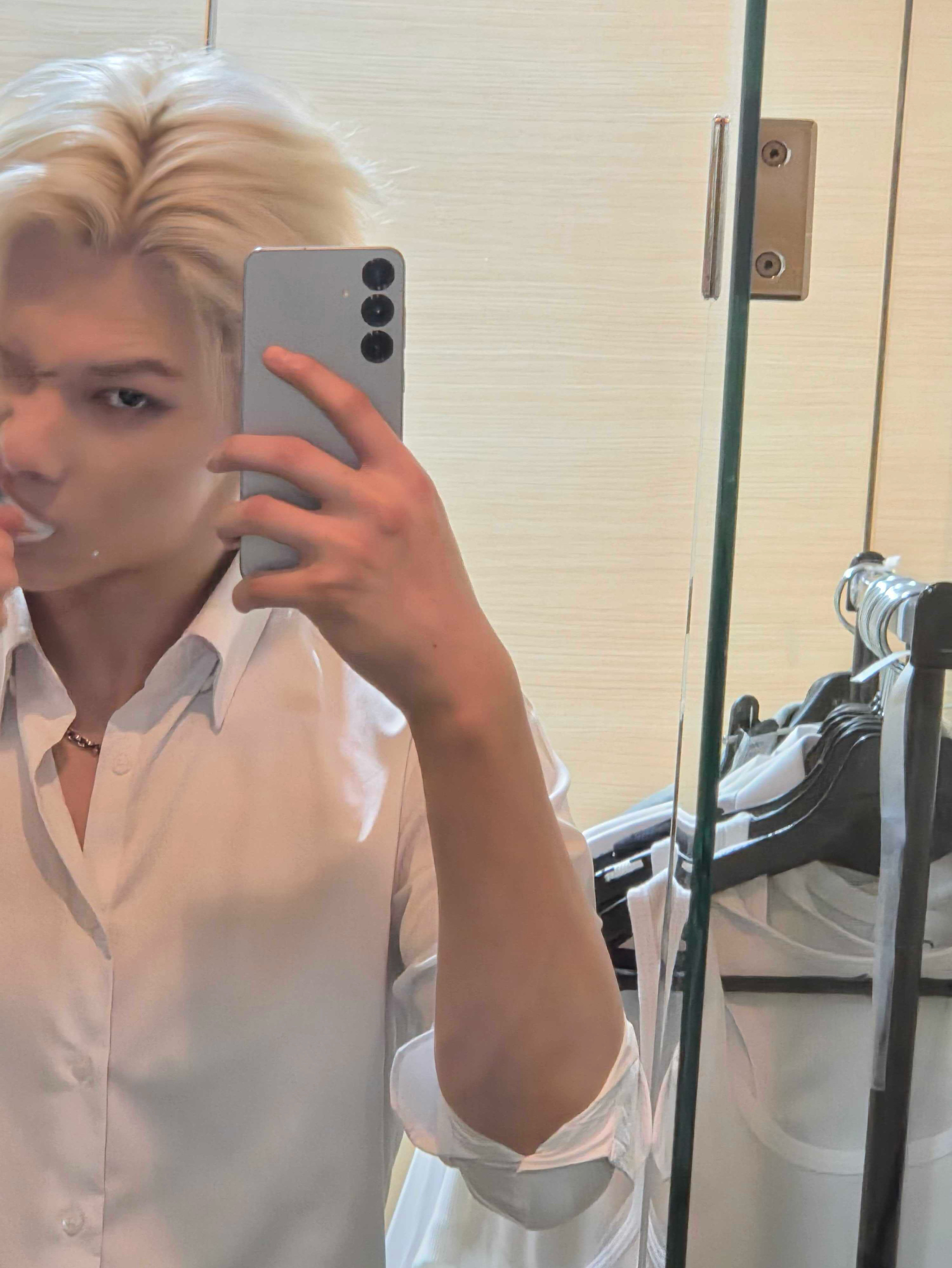 Behind-the-scenes cut of NI-KI (ENHYPEN)