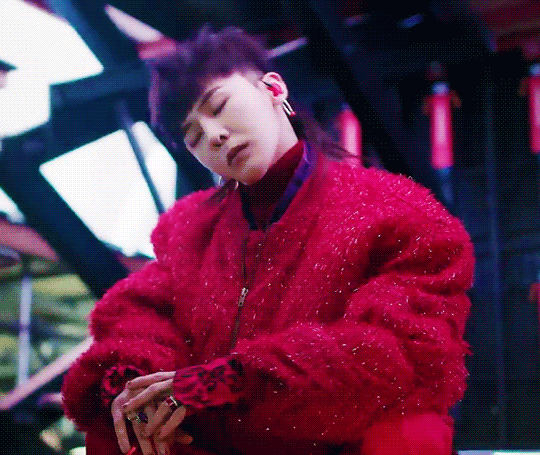 Recent activity shot of G-DRAGON (BIGBANG)