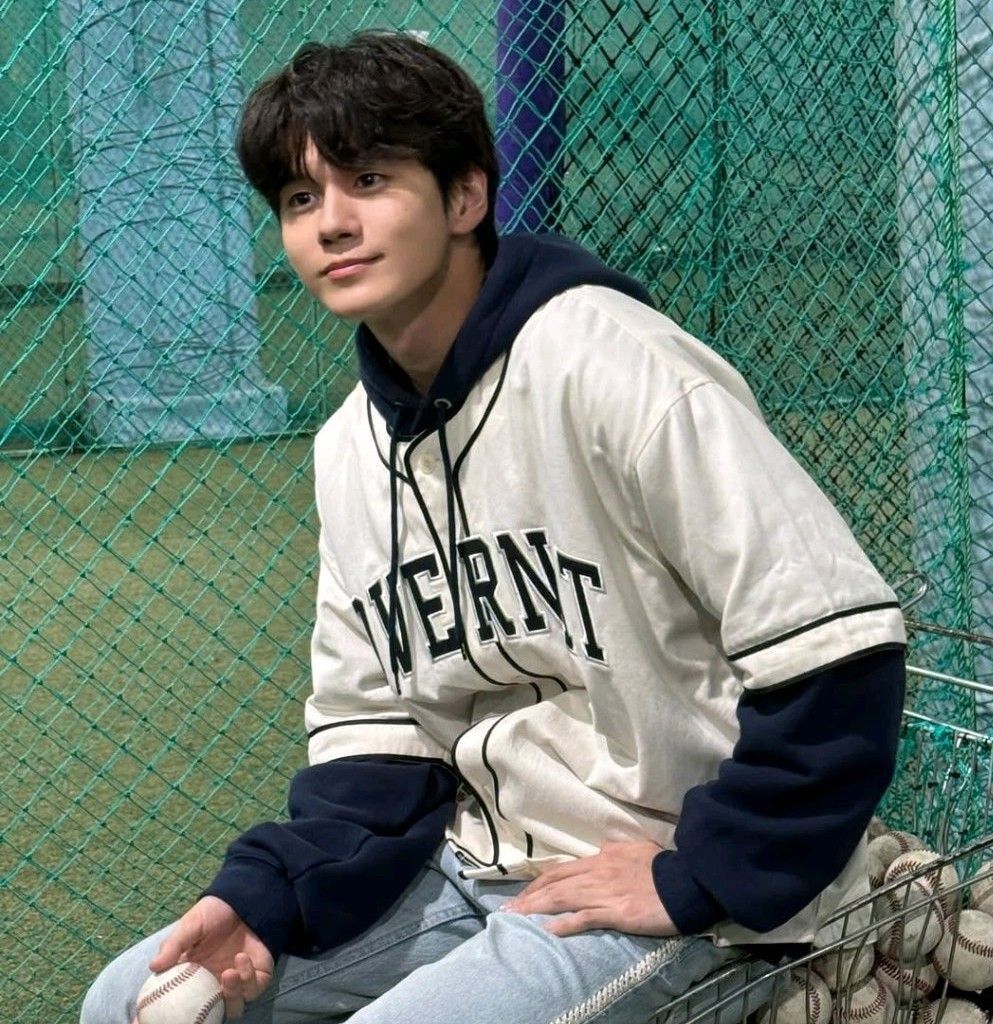 Latest photo of Ong Seongwu