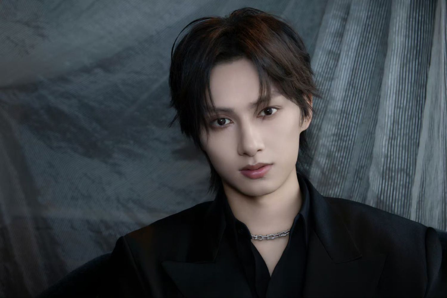 Latest photo of Jun (SEVENTEEN)