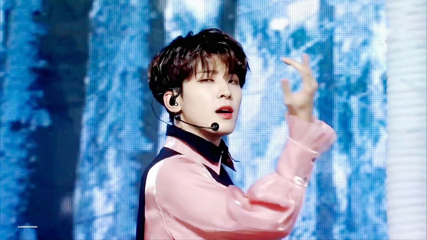 Latest photo of Wonwoo (SEVENTEEN)