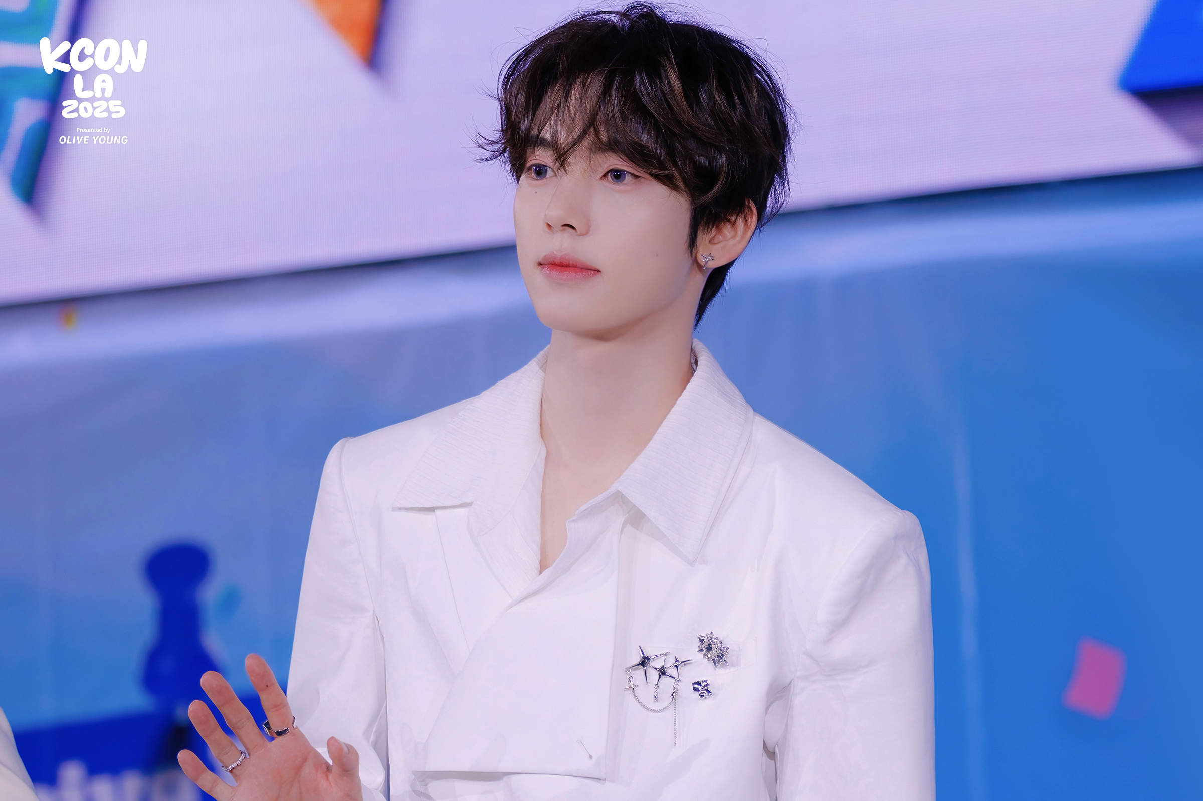 Latest photo of Han Yujin (ZEROBASEONE)