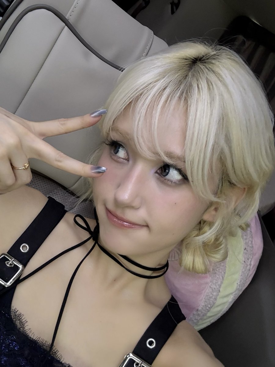 A moment captured by Jeon Somi's fan