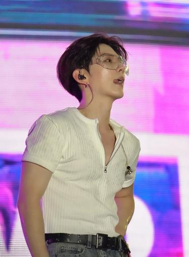 기현 (몬스타엑스) 최근 활동샷
