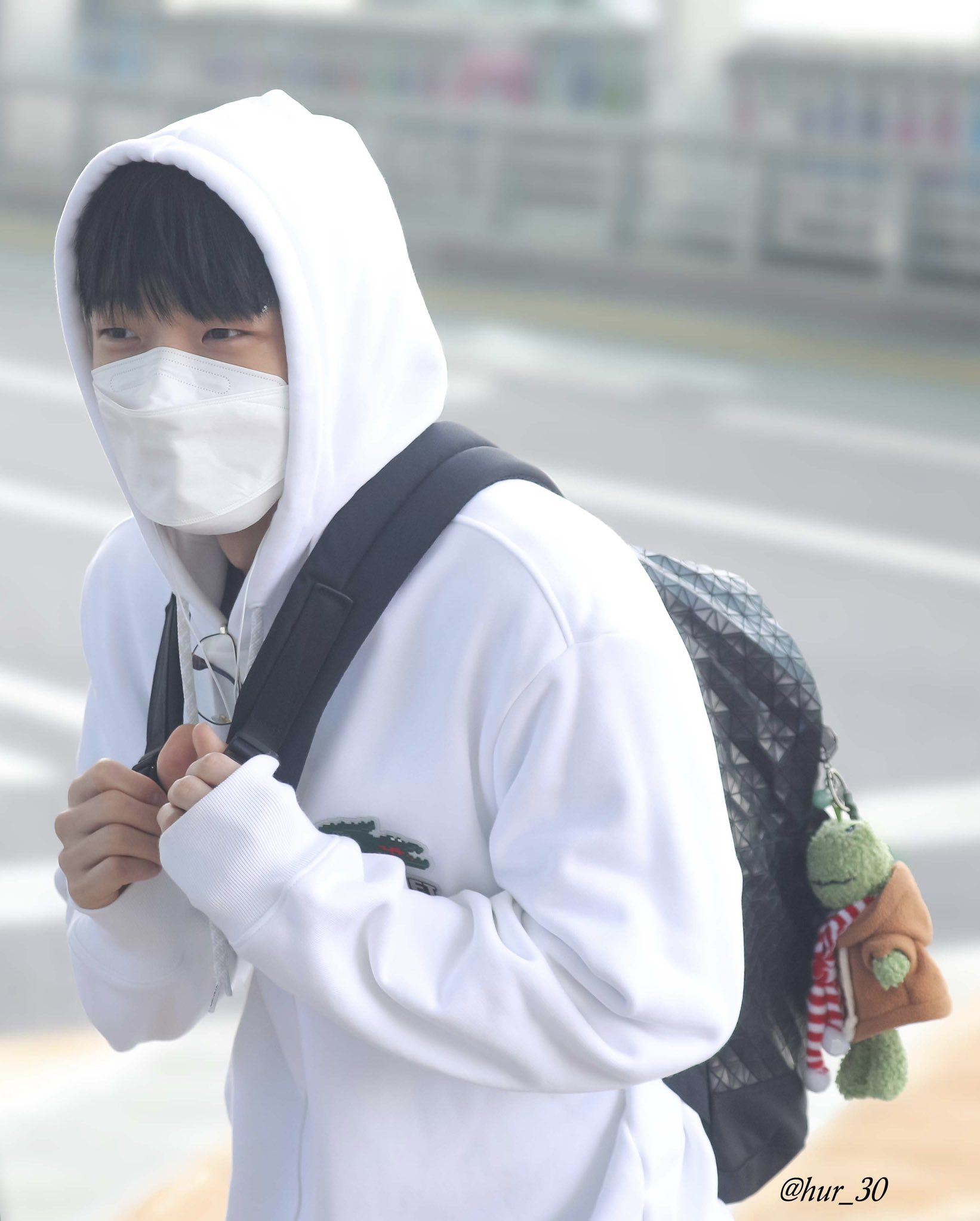 Behind-the-scenes cut of BOBBY (iKON)