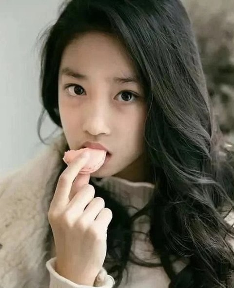 イソ (IVE)の最新写真