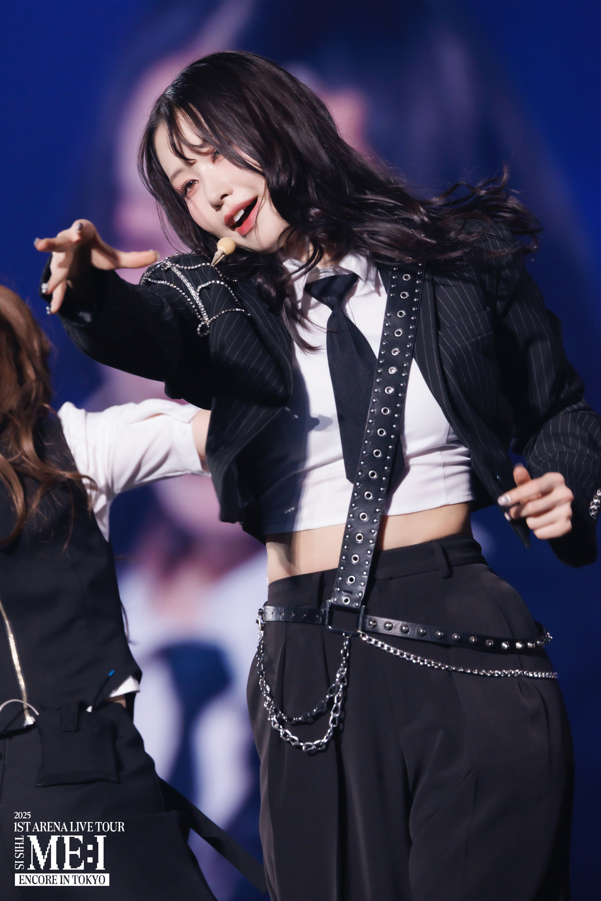 Behind-the-scenes cut of Kasahara Momona (ME:I)