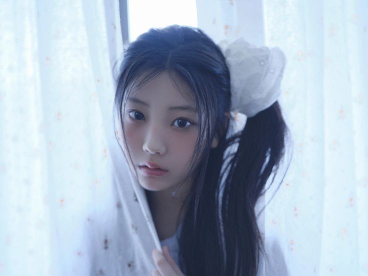 ウォンヒ (ILLIT)の舞台裏ショット
