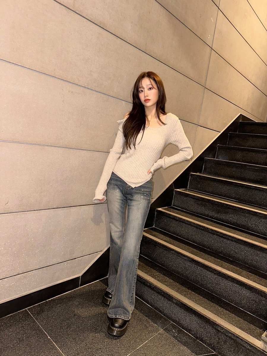 Latest photo of Chuu