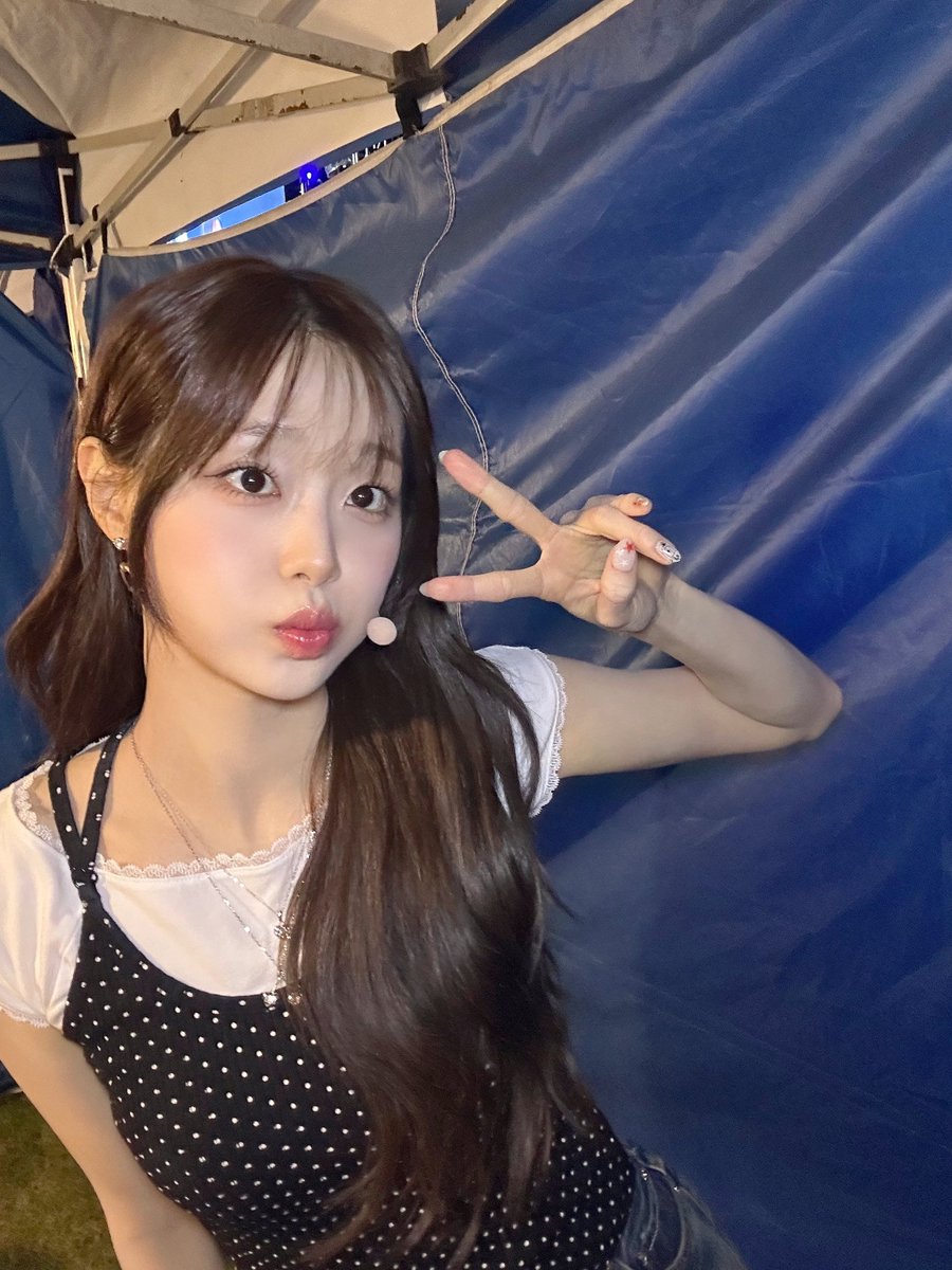 Latest photo of Chuu