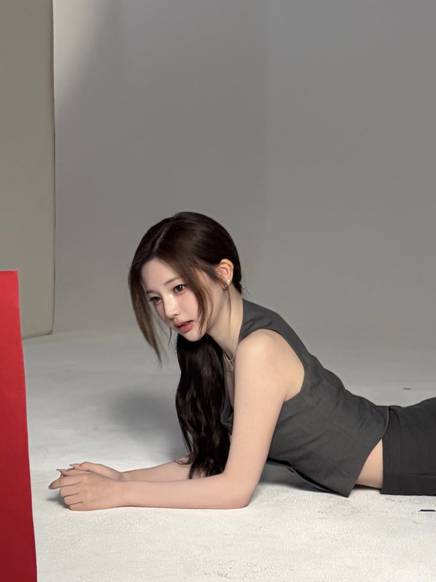 Recent activity shot of tripleS