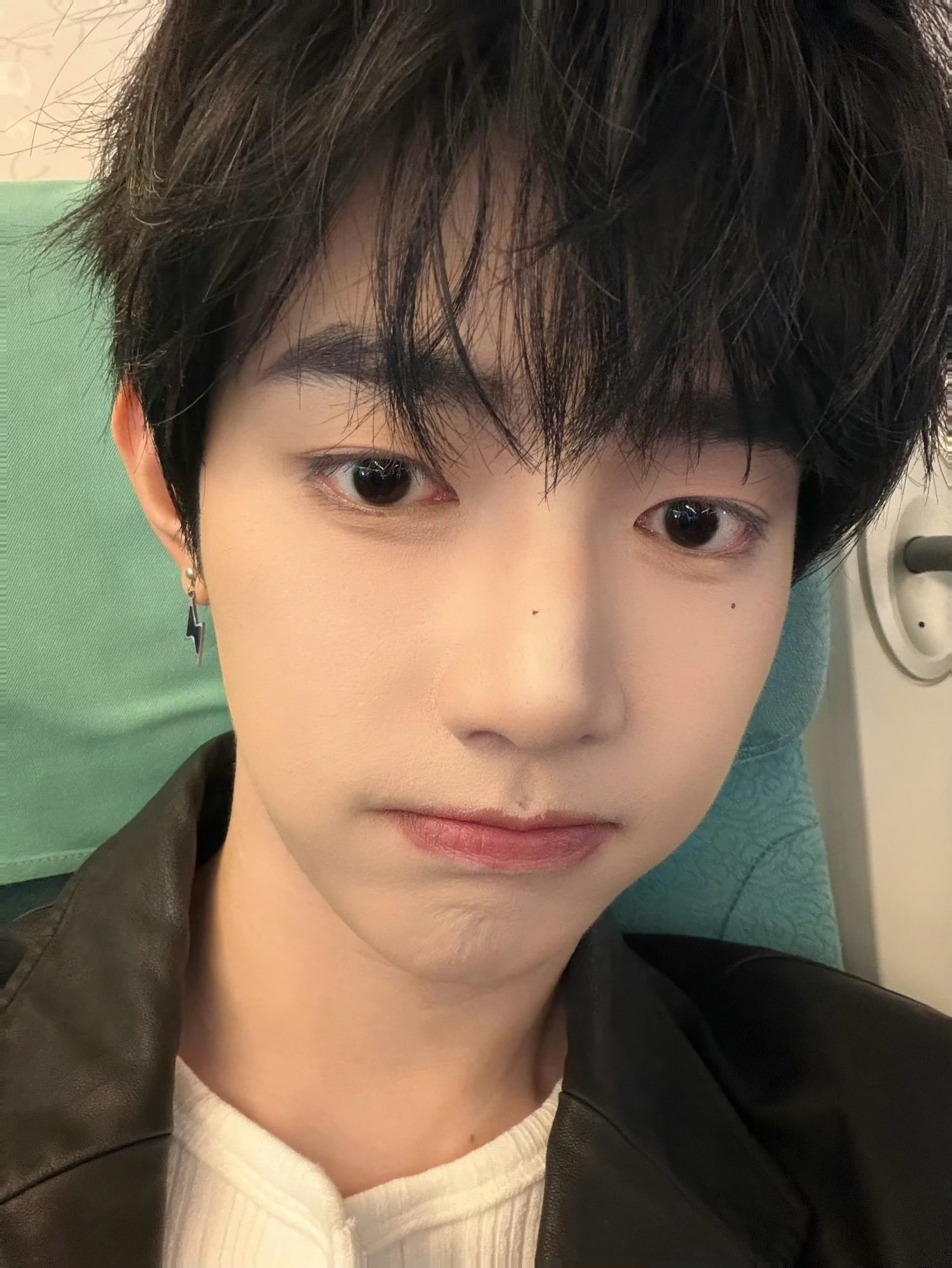 Potret di balik layar Zhang Hao (ZEROBASEONE)