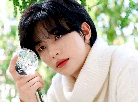 Recent activity shot of Hyunjin (Stray Kids)