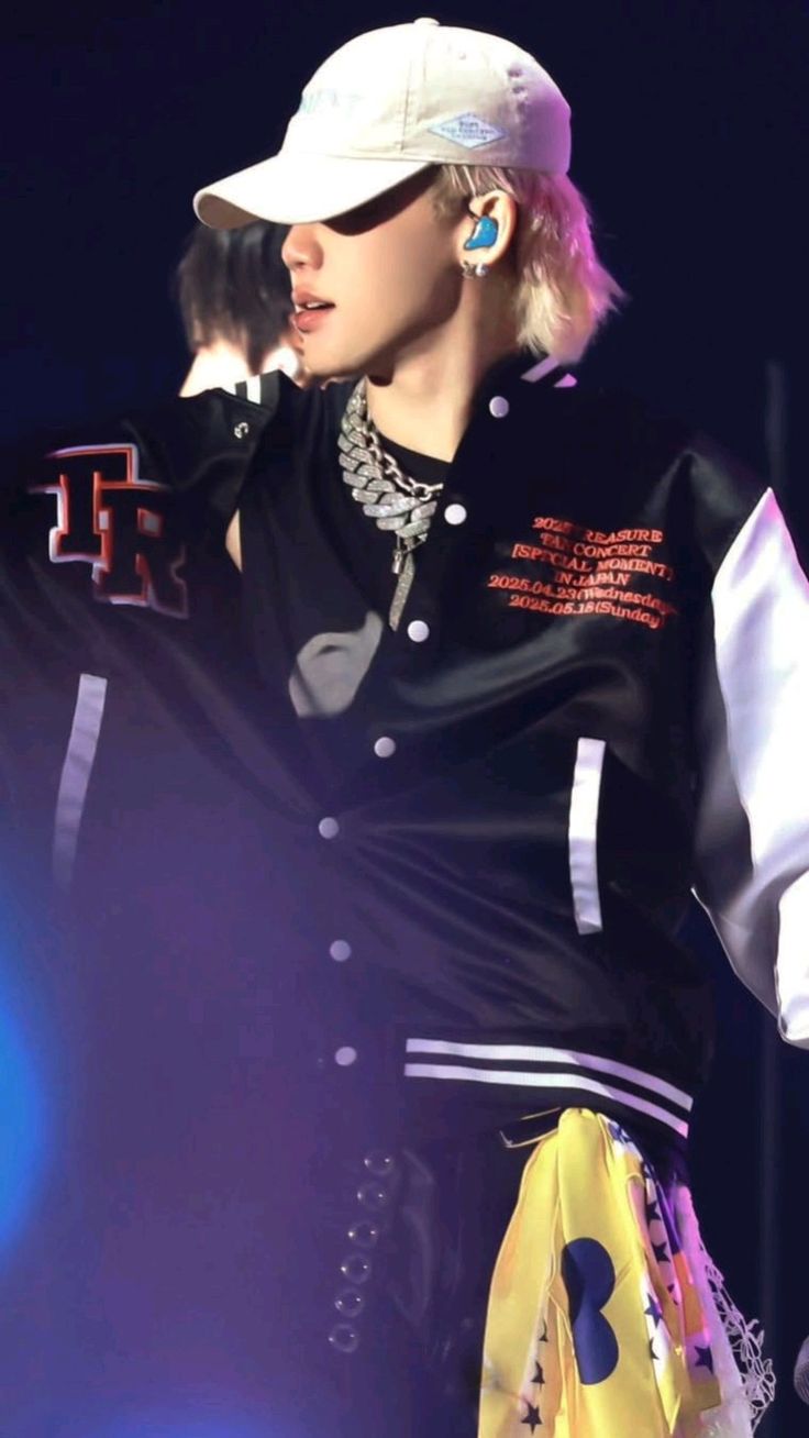 Latest photo of Choi Hyunsuk (TREASURE)