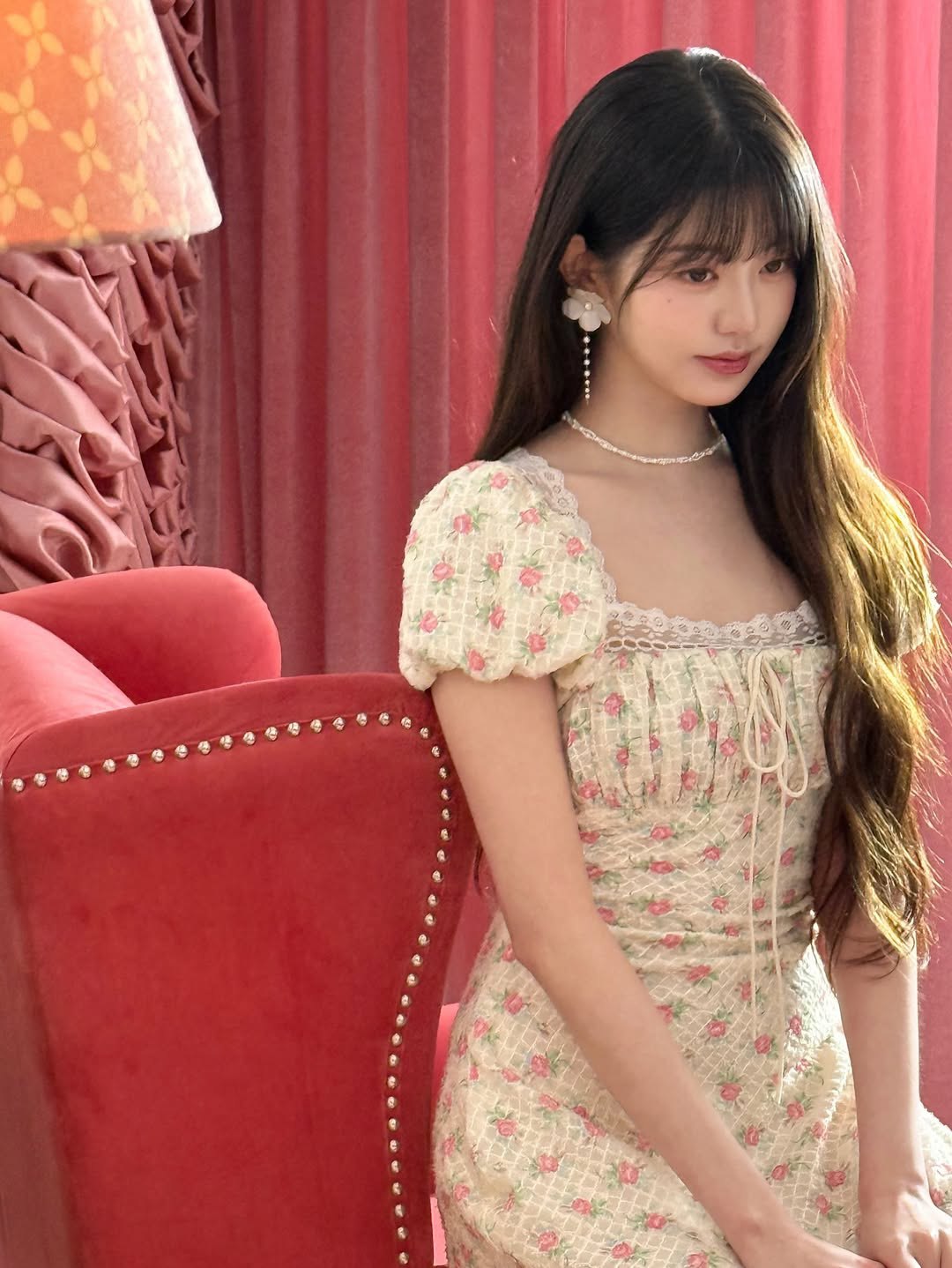 Recent activity shot of Jang Wonyoung (IVE)