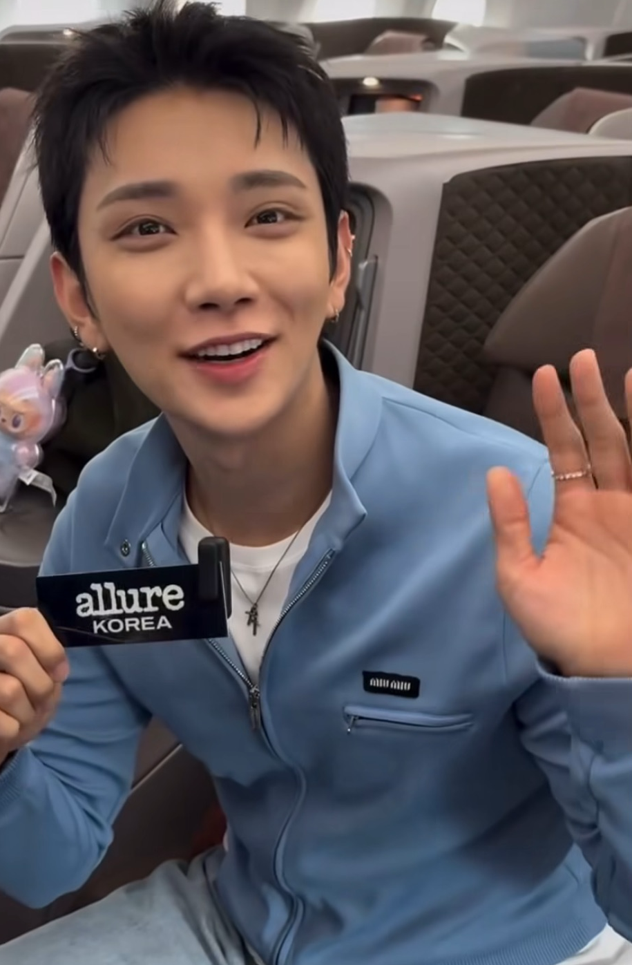 A moment captured by Joshua (SEVENTEEN)'s fan