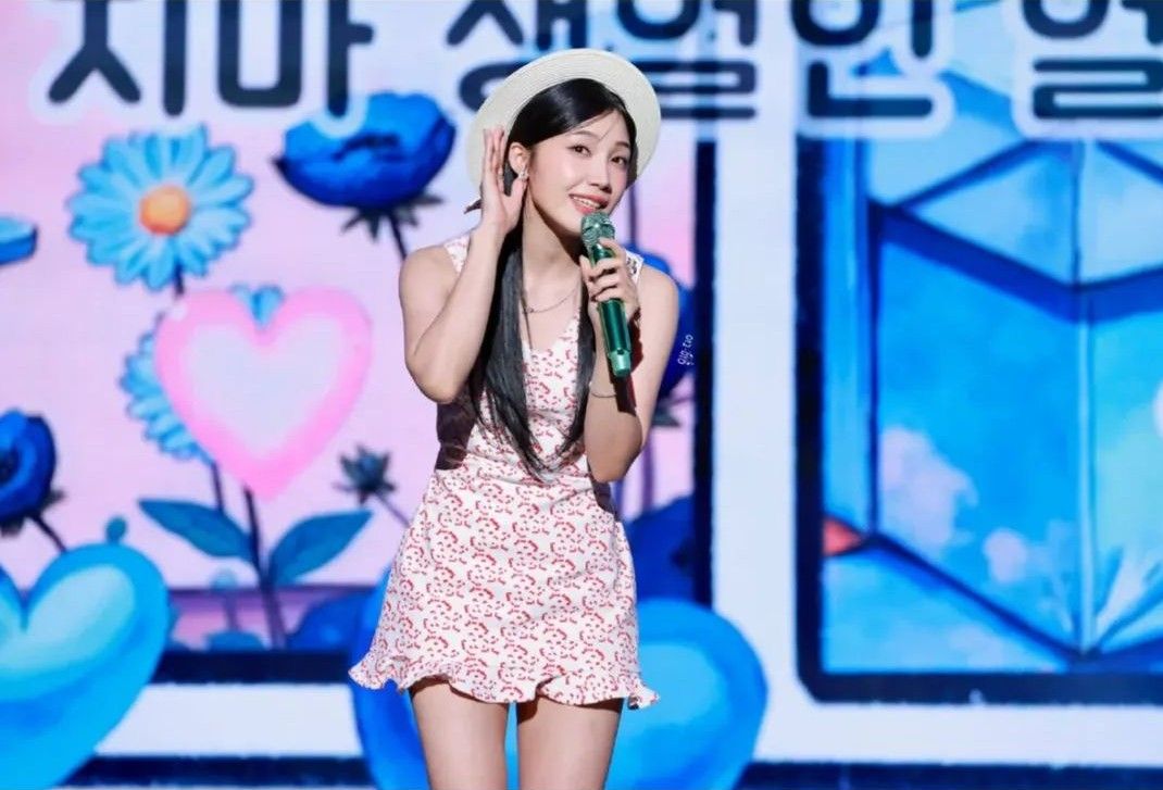 A moment captured by Jeong Eunji (Apink)'s fan