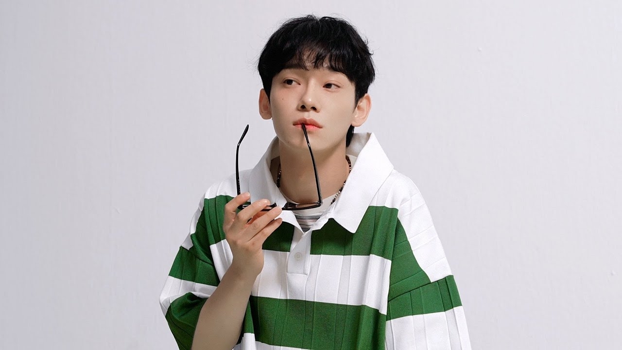 A moment captured by Chen (EXO)'s fan