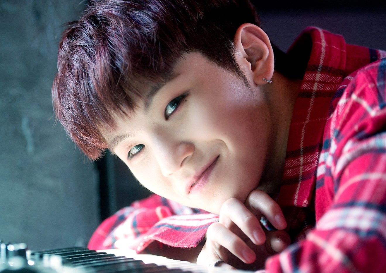 Recent activity shot of Woozi (SEVENTEEN)