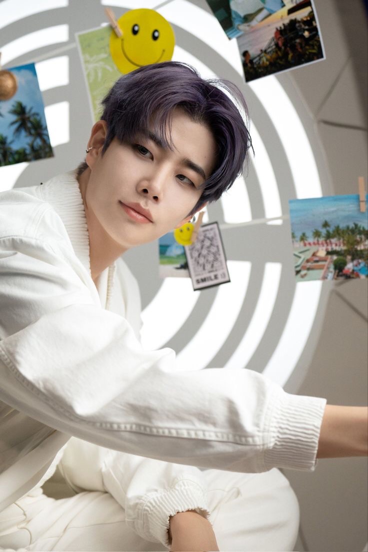 Latest photo of MJ (ASTRO)