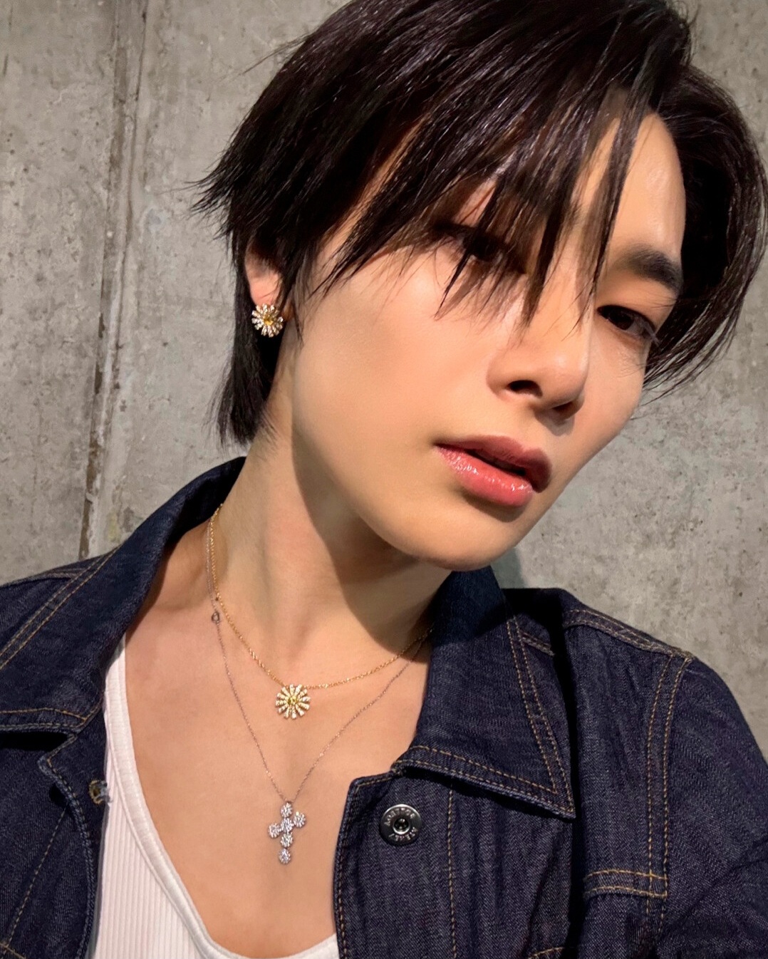 I.N (Stray Kids)の舞台裏ショット