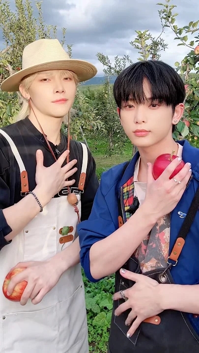 A heartfelt wallpaper shared by Nicholas (&TEAM)'s fans