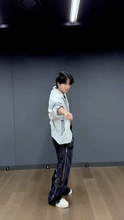 Stray Kids의 비하인드 컷