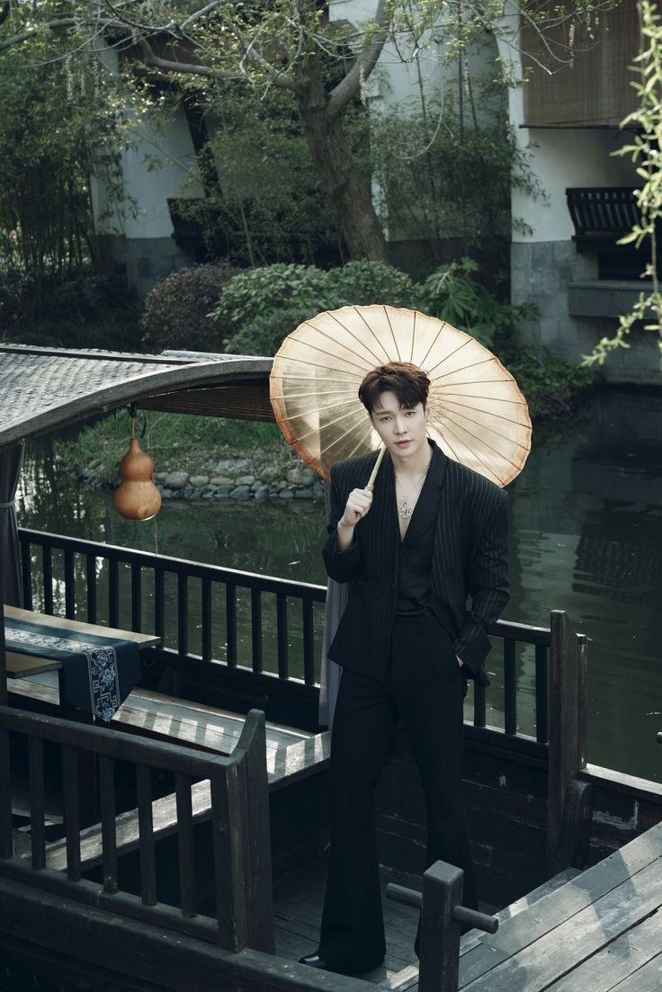Lay (EXO)的最新活動照片