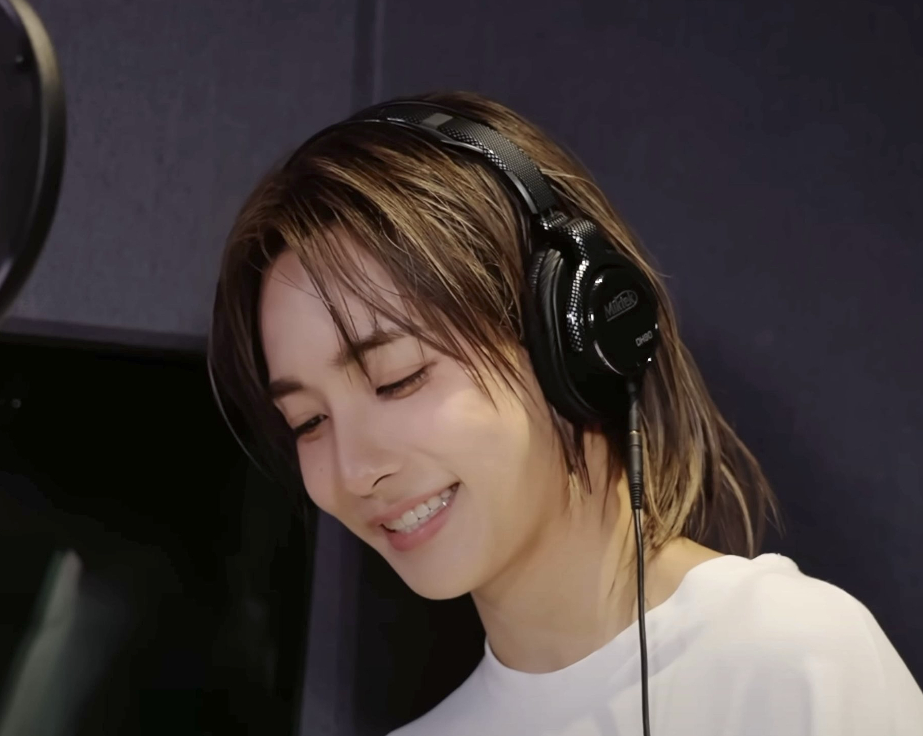 A moment captured by Jeonghan (SEVENTEEN)'s fan