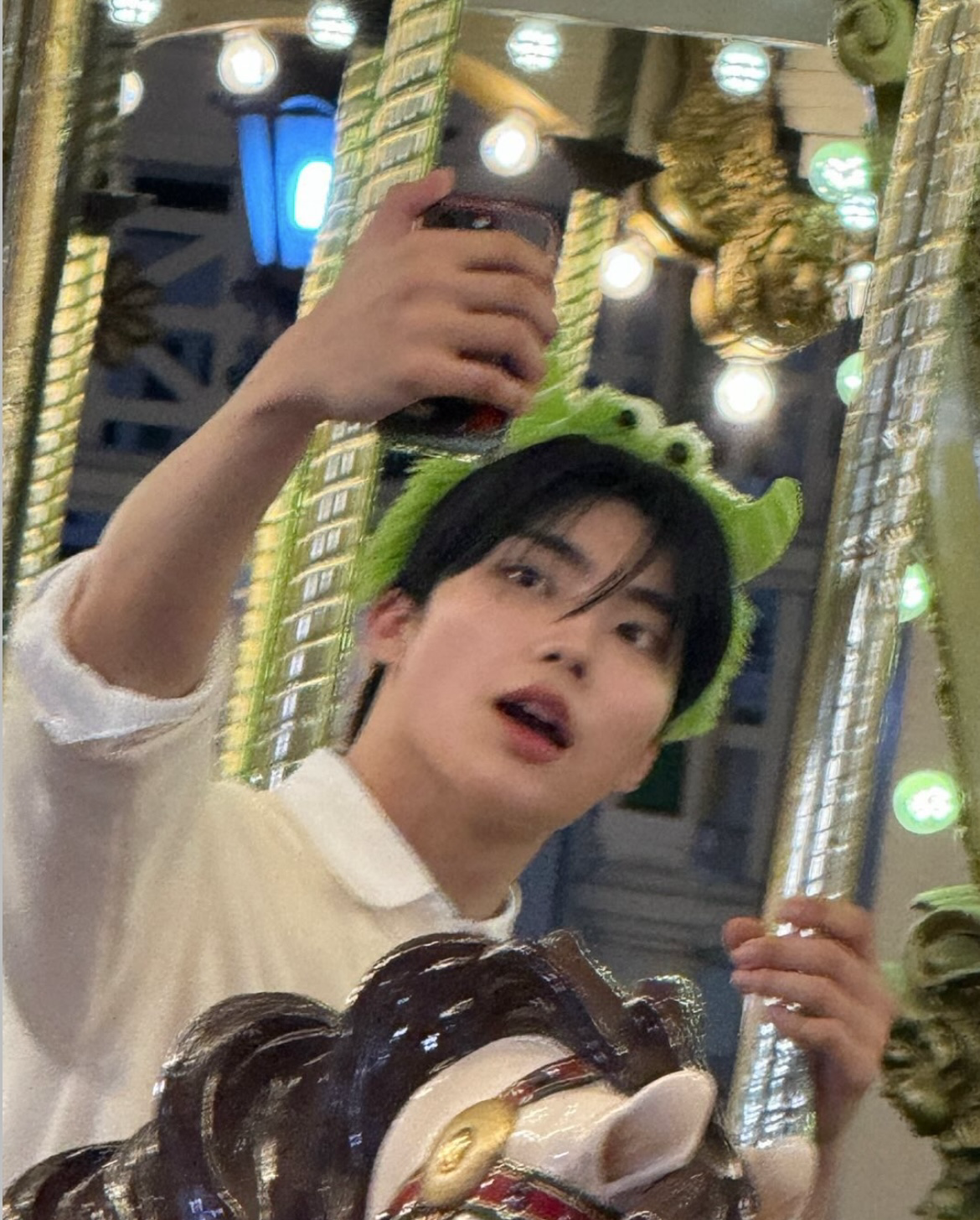 Behind-the-scenes cut of Park Gunwook (ZEROBASEONE)