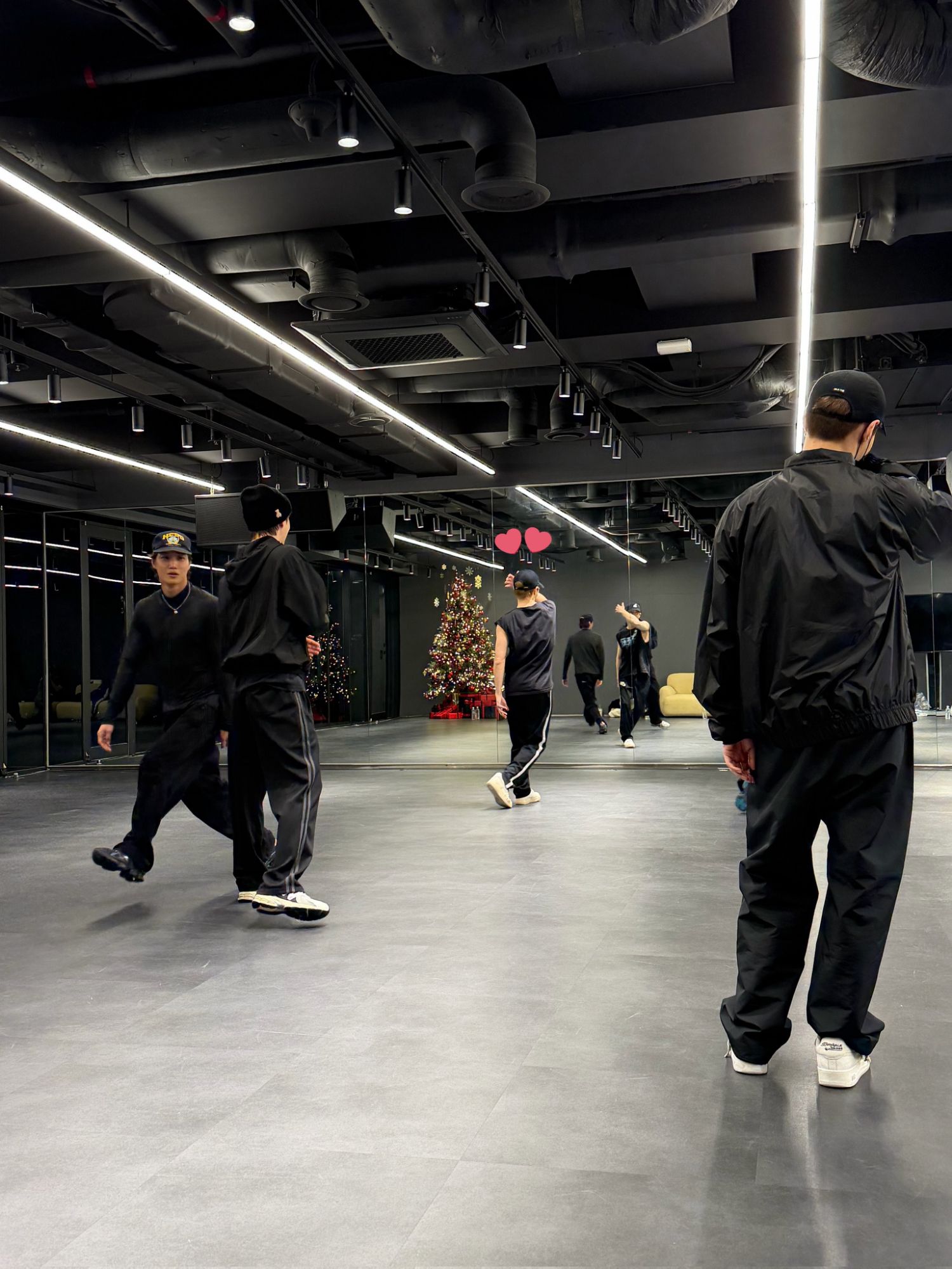 A moment captured by Suho (EXO)'s fan